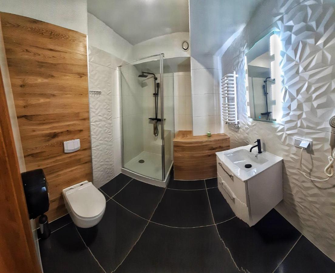 Stara Szwajcaria Bed & Breakfast Gliwice Bagian luar foto